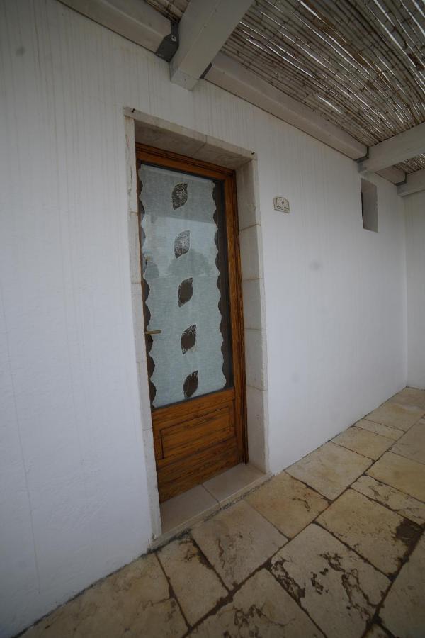 Masseria Casamassima Agriturismo Villa Остуни Екстериор снимка