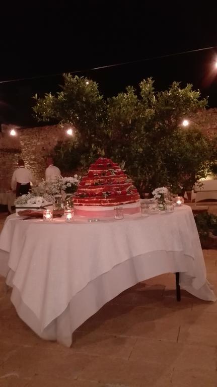 Masseria Casamassima Agriturismo Villa Остуни Екстериор снимка